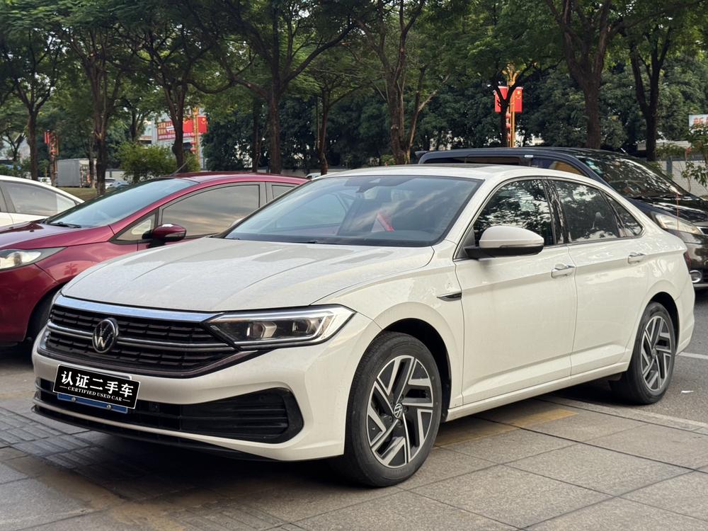 Volkswagen Sagitar