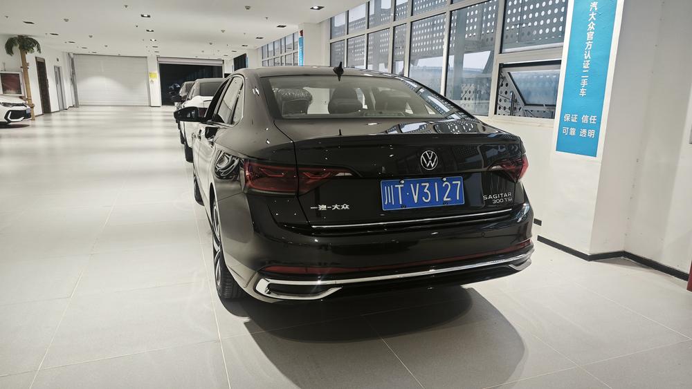 Volkswagen Sagitar