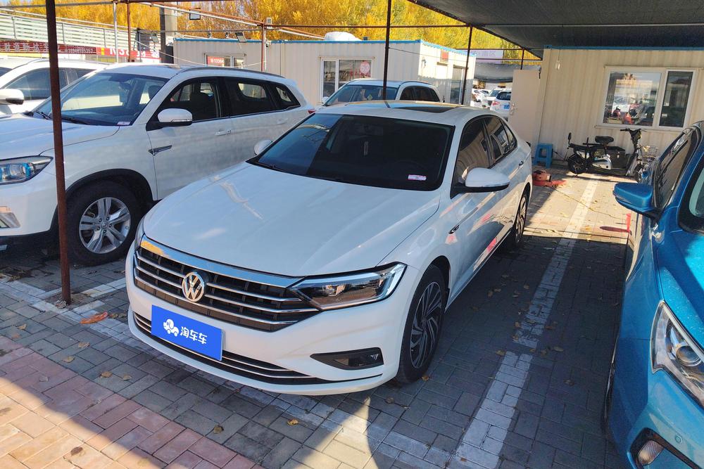 Volkswagen Sagitar