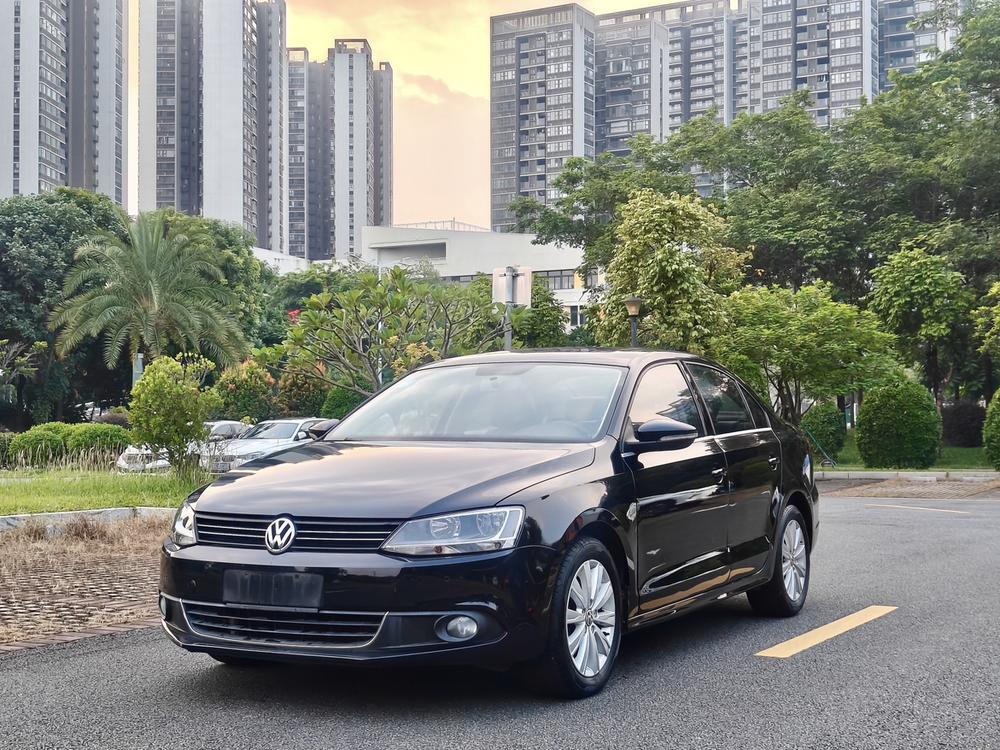 Volkswagen Sagitar