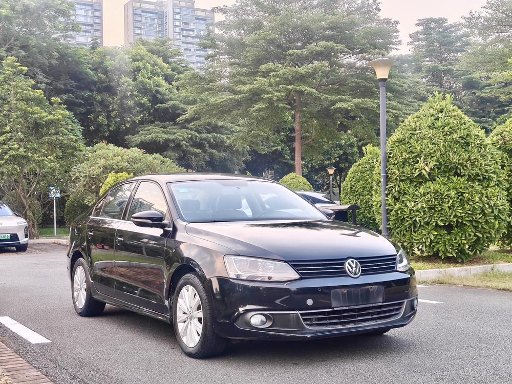Volkswagen Sagitar