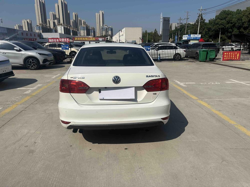 Volkswagen Sagitar