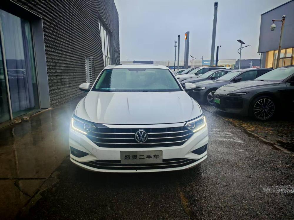 Volkswagen Sagitar