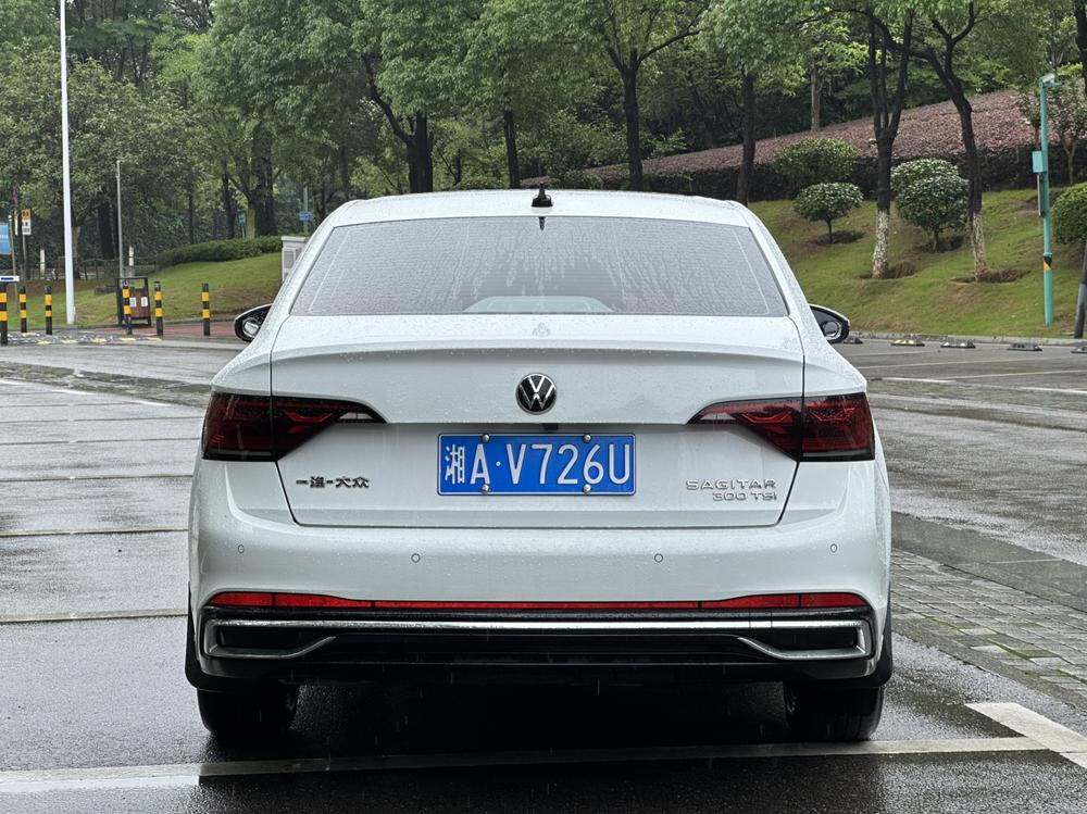 Volkswagen Sagitar