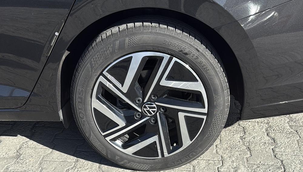 Volkswagen Sagitar