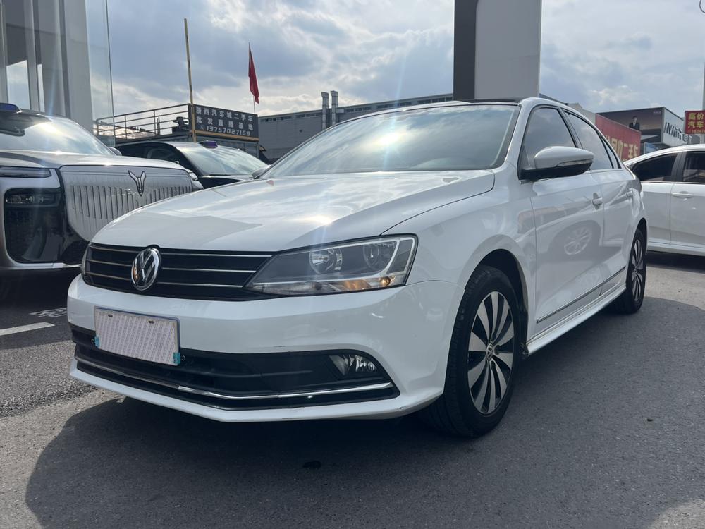 Volkswagen Sagitar