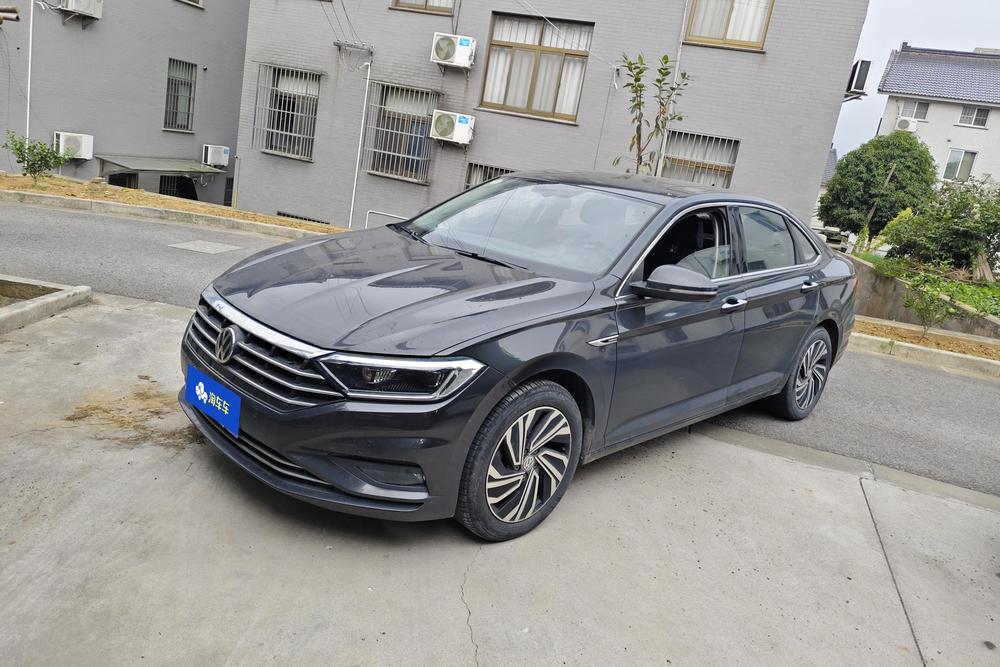 Volkswagen Sagitar