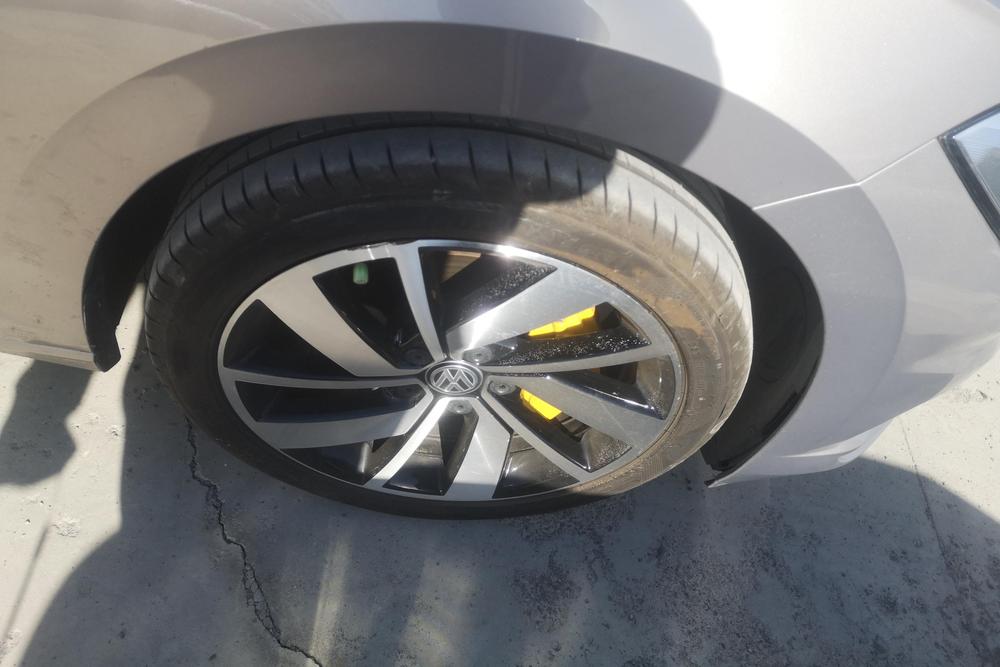Volkswagen Sagitar