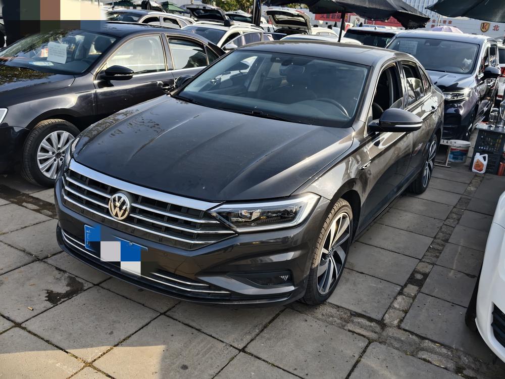Volkswagen Sagitar