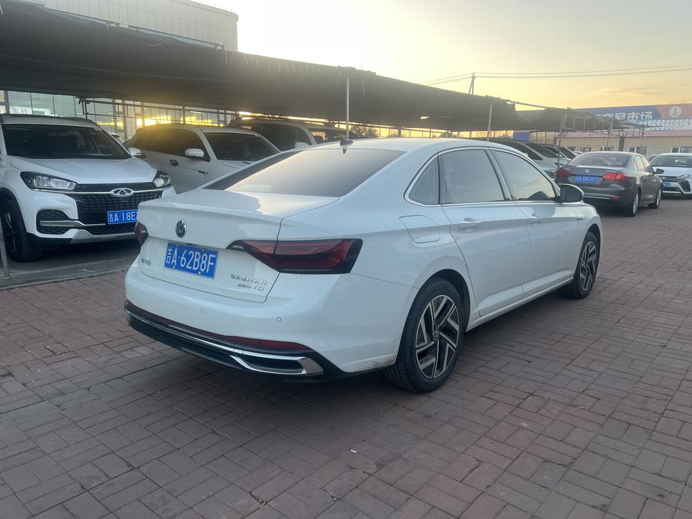 Volkswagen Sagitar