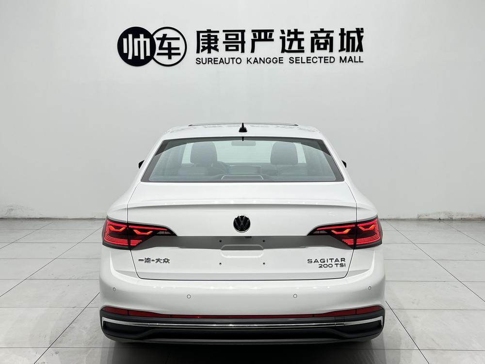 Volkswagen Sagitar
