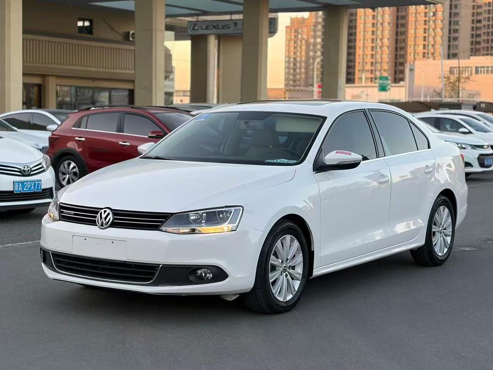 Volkswagen Sagitar
