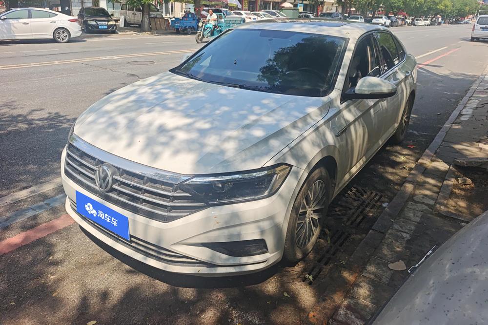 Volkswagen Sagitar