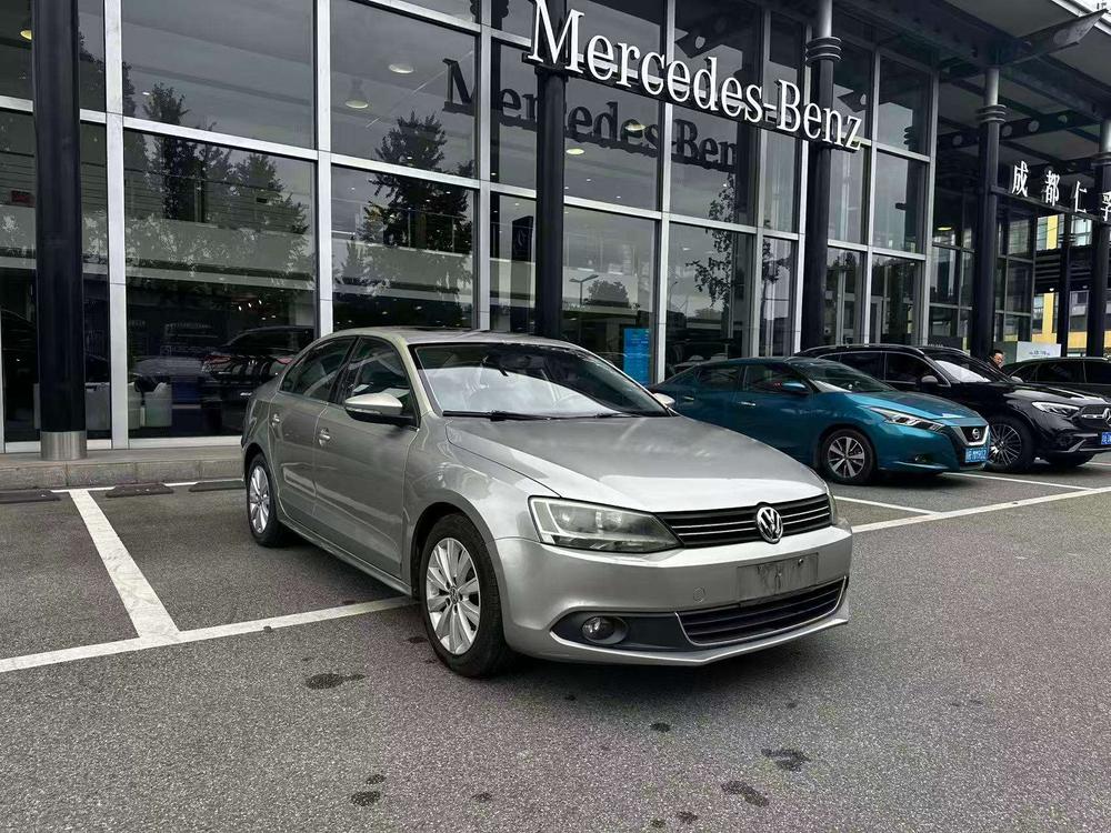 Volkswagen Sagitar