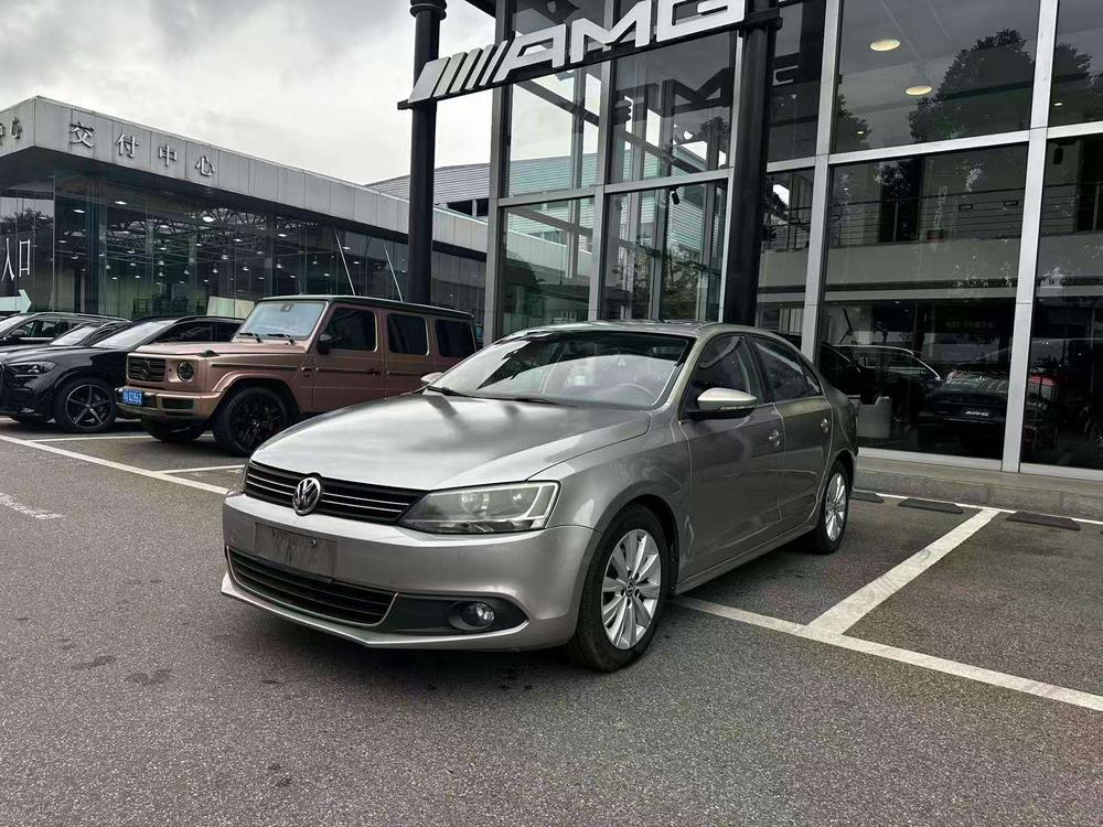 Volkswagen Sagitar