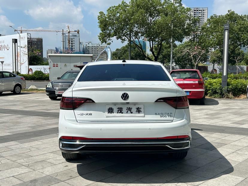 Volkswagen Sagitar
