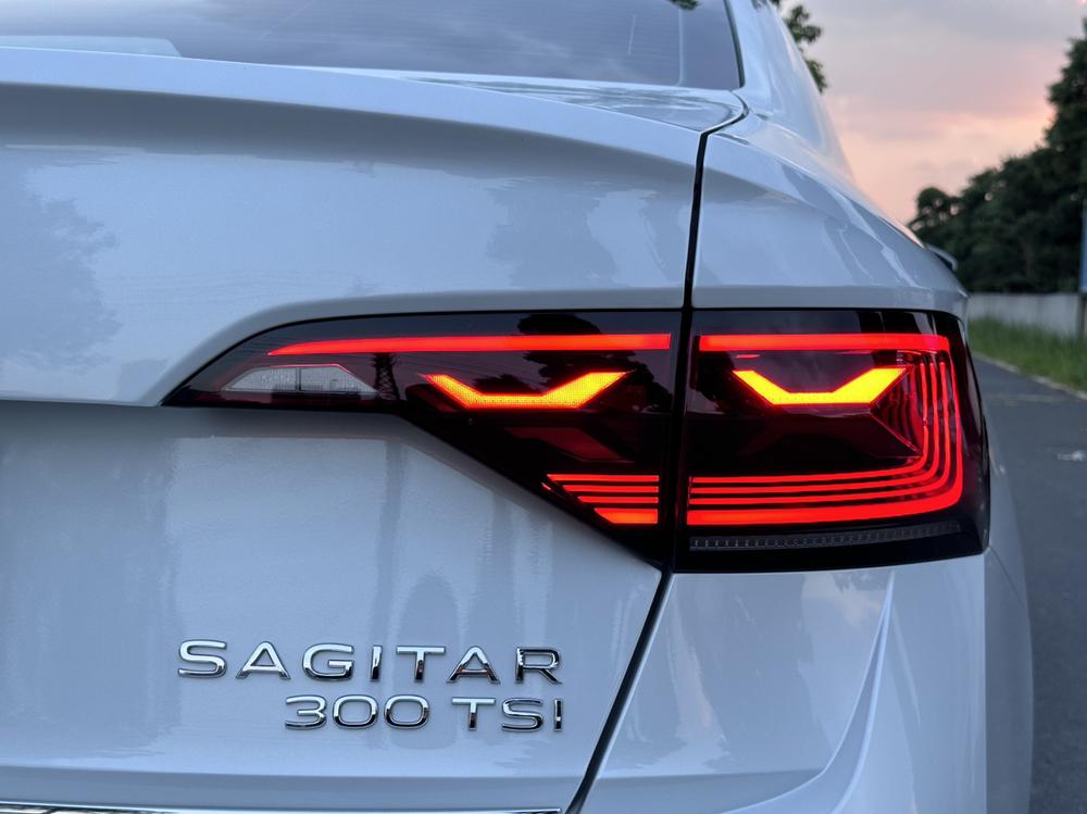 Volkswagen Sagitar