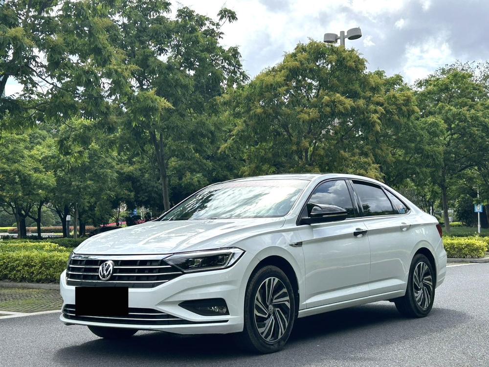 Volkswagen Sagitar