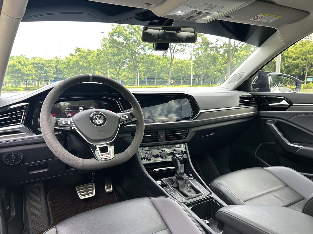 Volkswagen Sagitar