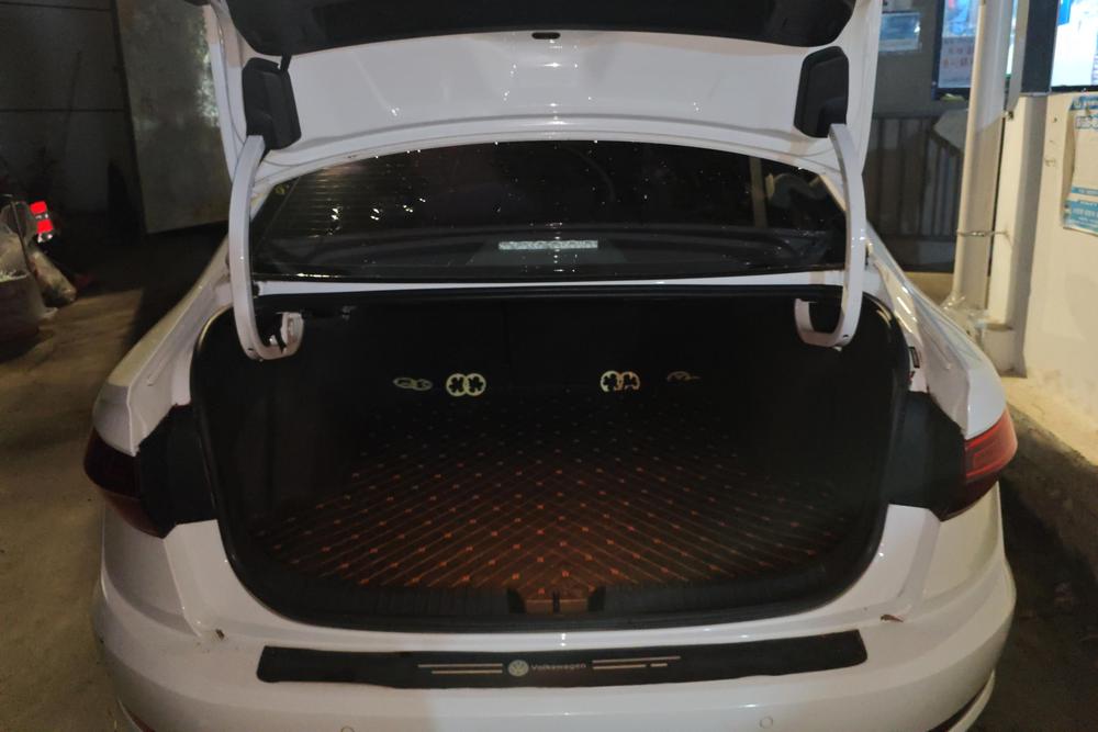 Volkswagen Sagitar