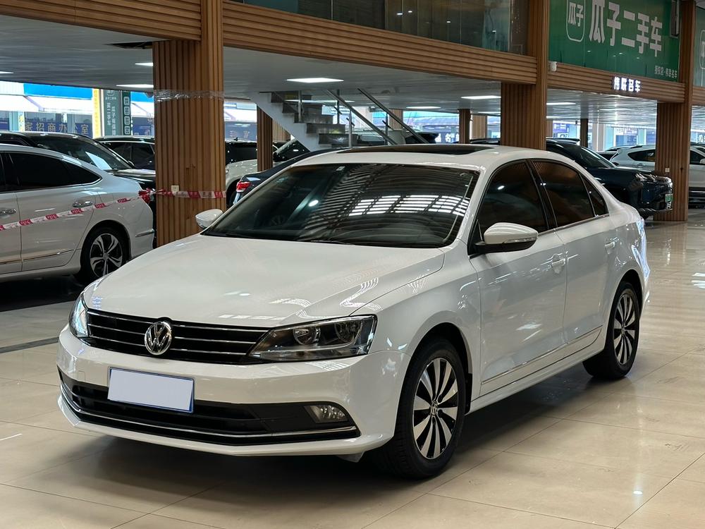 Volkswagen Sagitar