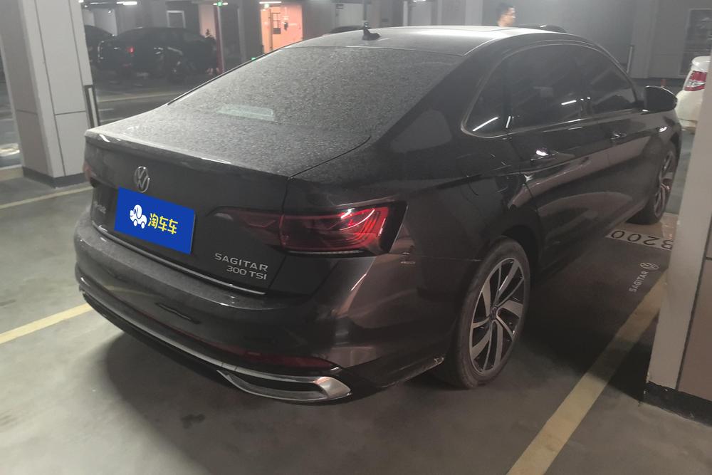 Volkswagen Sagitar