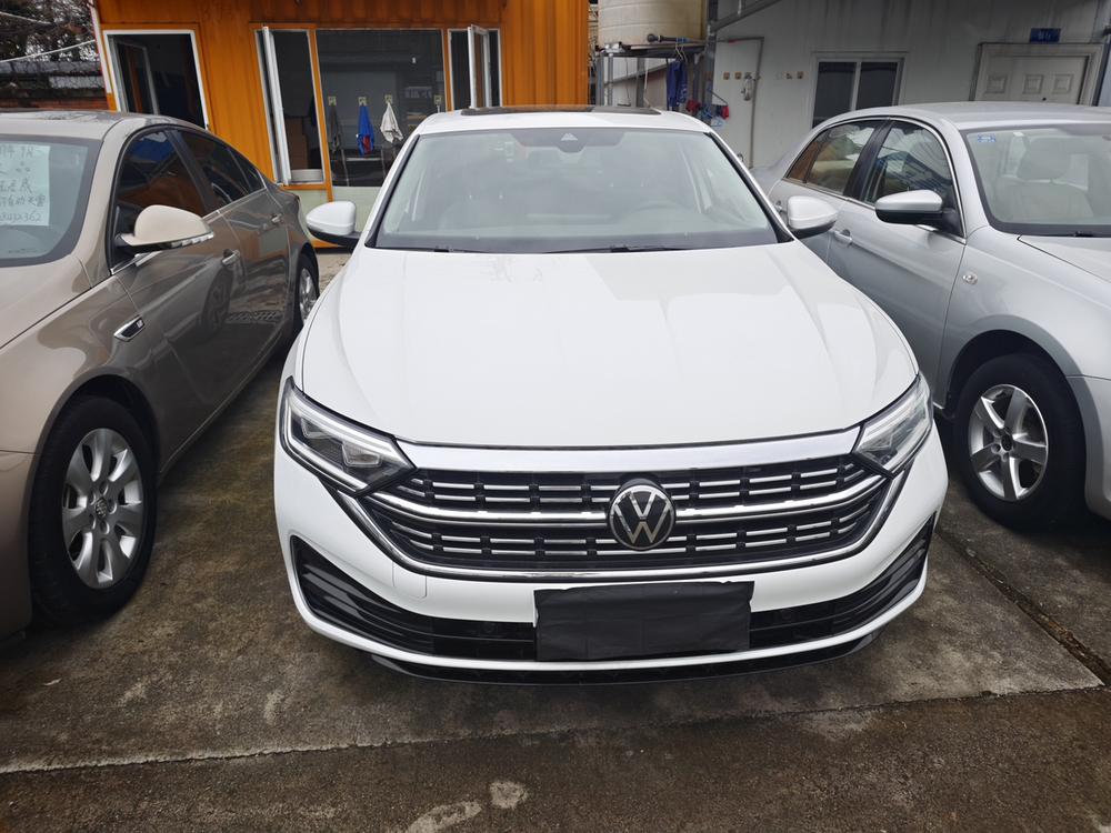 Volkswagen Sagitar