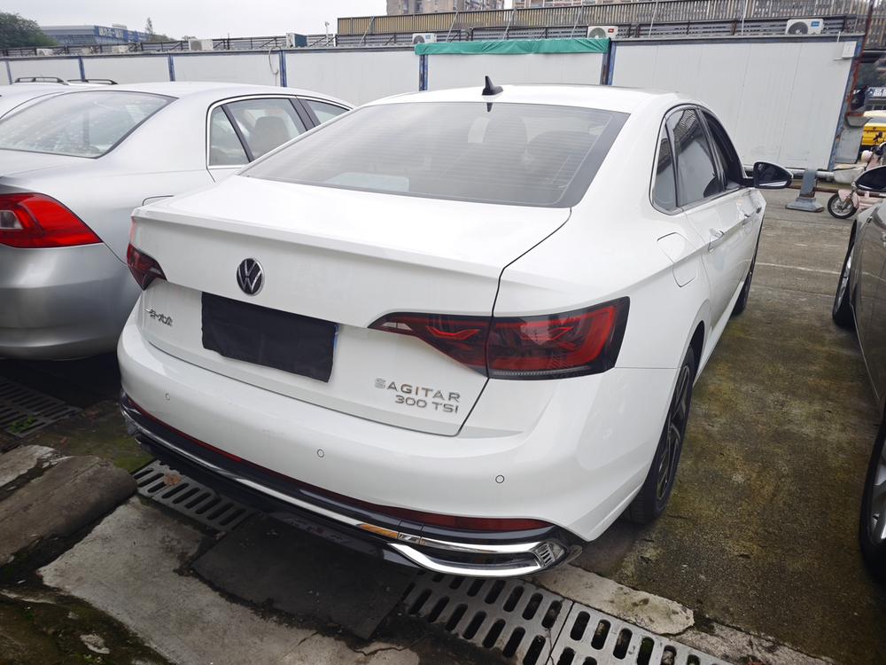 Volkswagen Sagitar