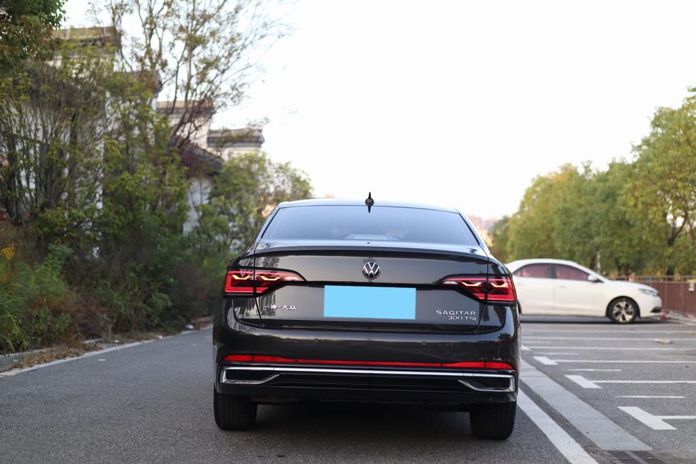 Volkswagen Sagitar