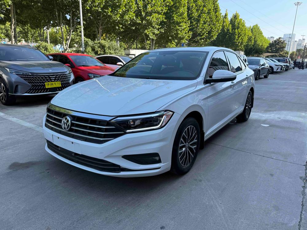 Volkswagen Sagitar