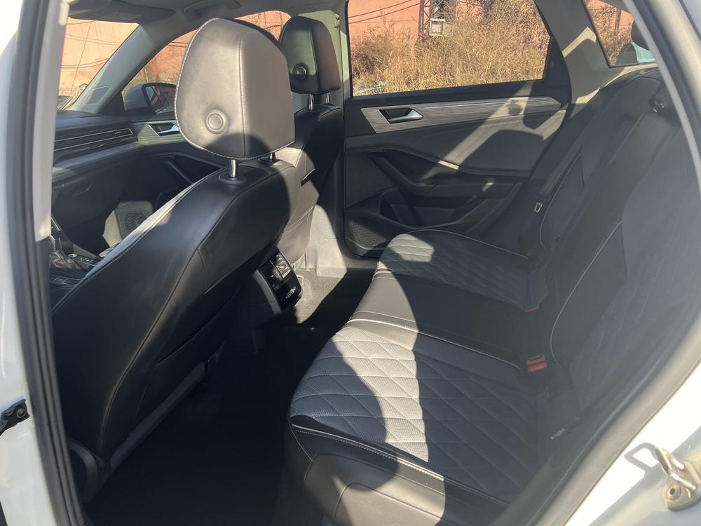 Volkswagen Sagitar