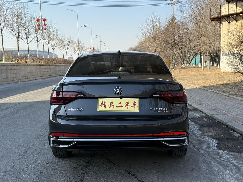 Volkswagen Sagitar