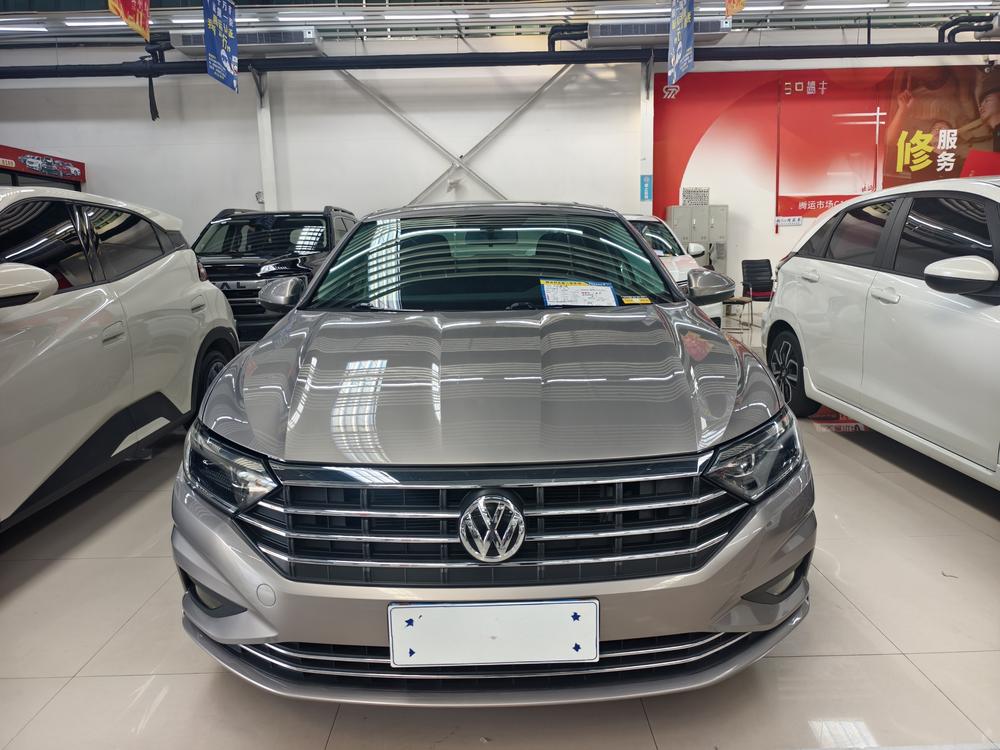 Volkswagen Sagitar