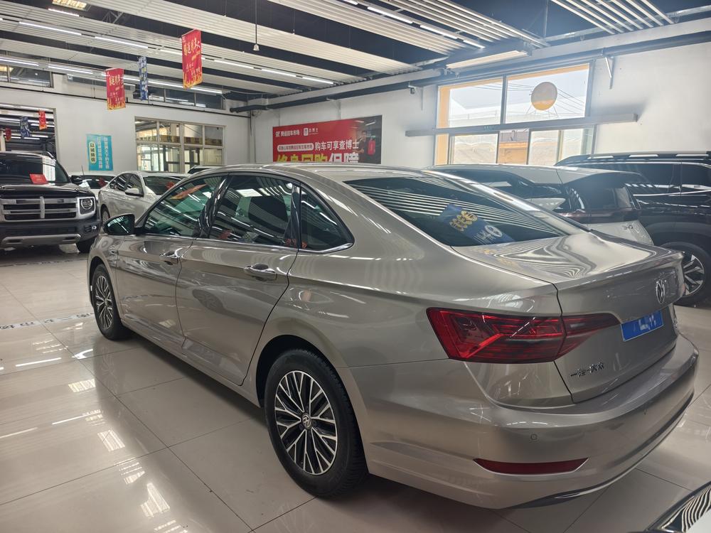 Volkswagen Sagitar