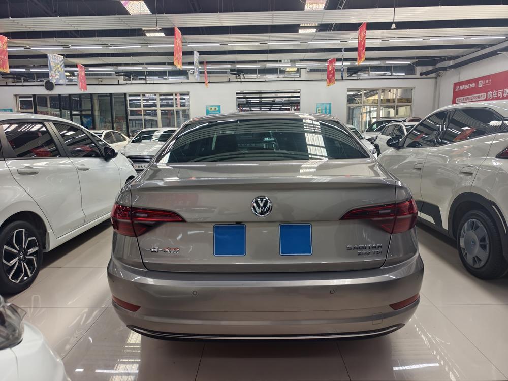 Volkswagen Sagitar