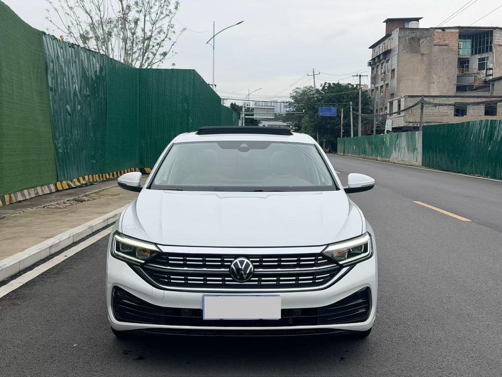 Volkswagen Sagitar