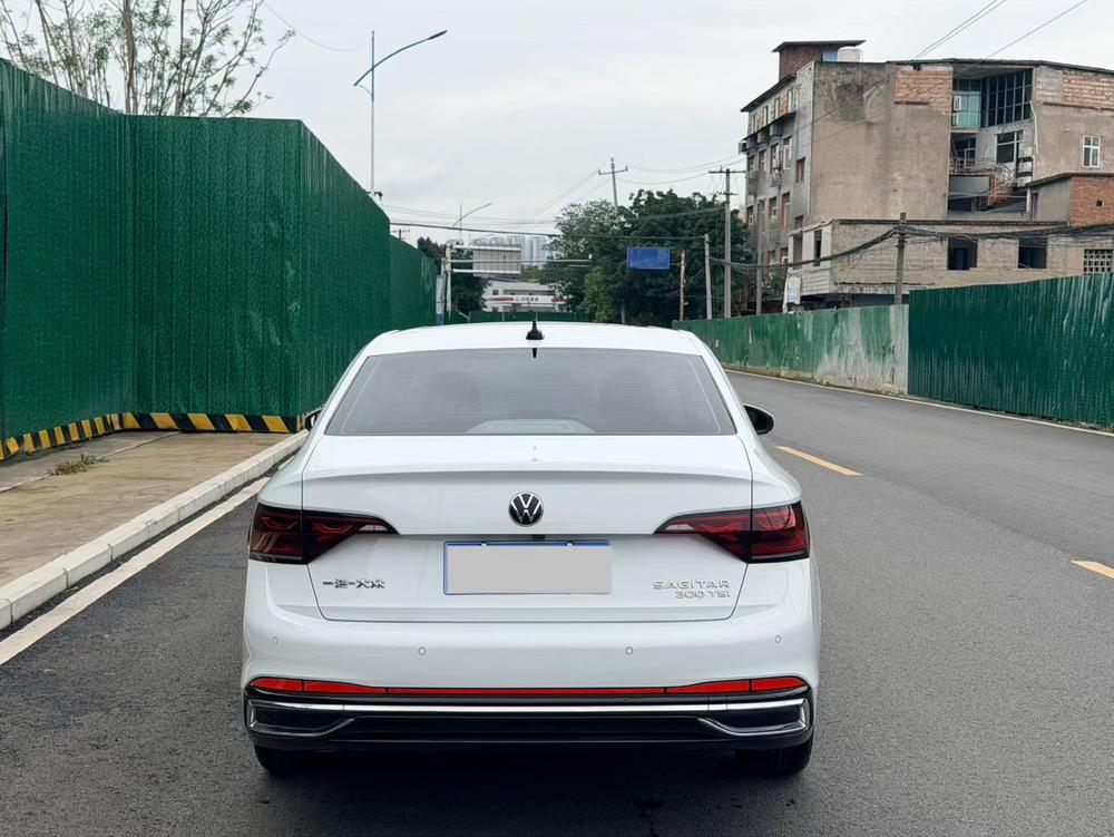 Volkswagen Sagitar