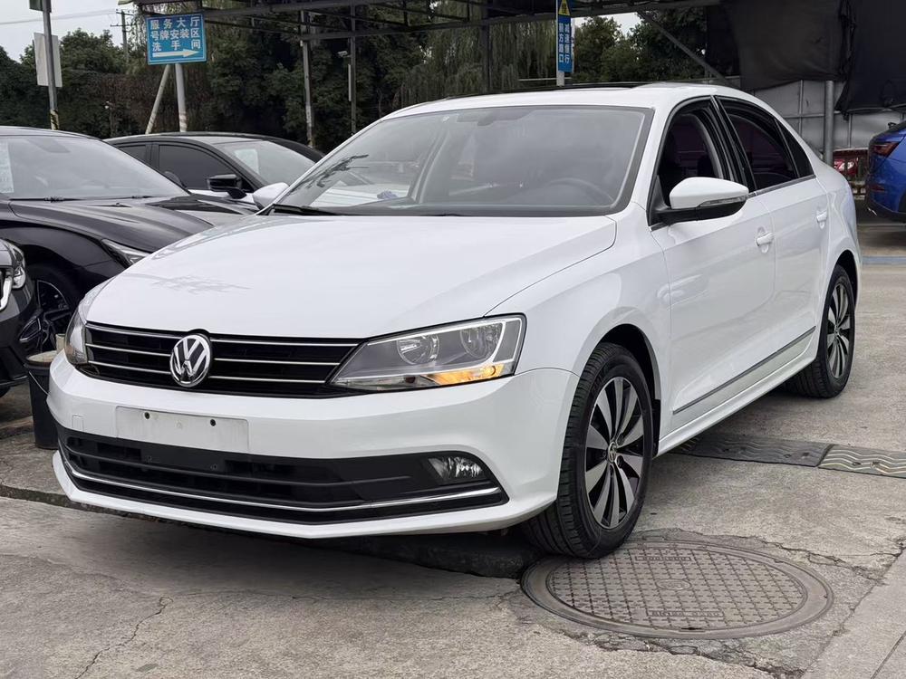 Volkswagen Sagitar