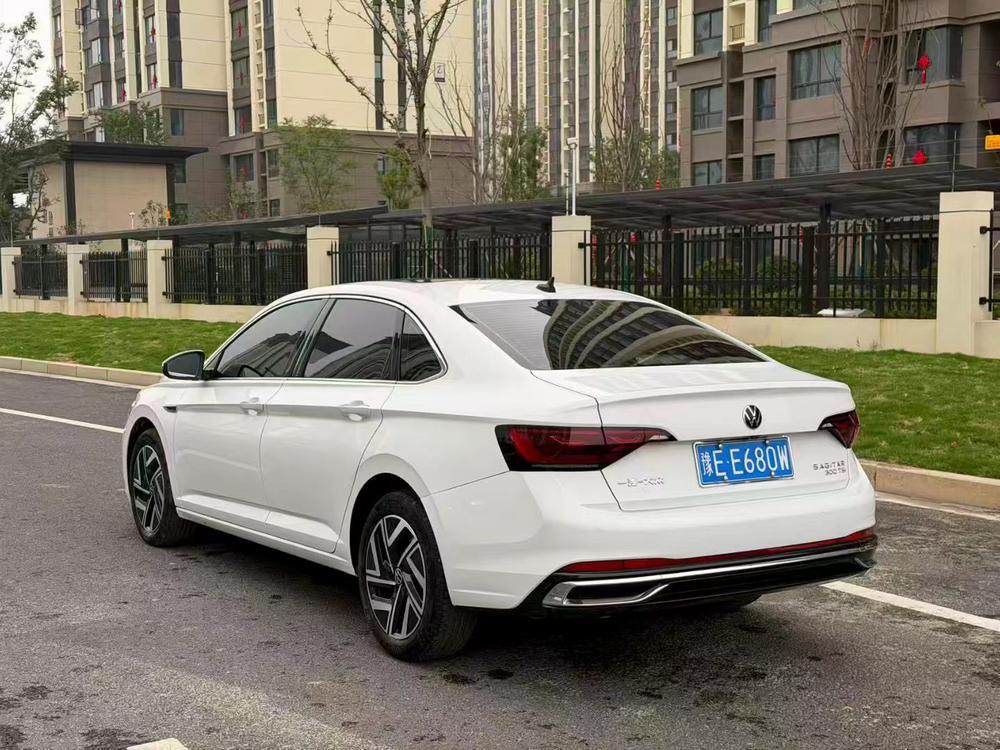 Volkswagen Sagitar