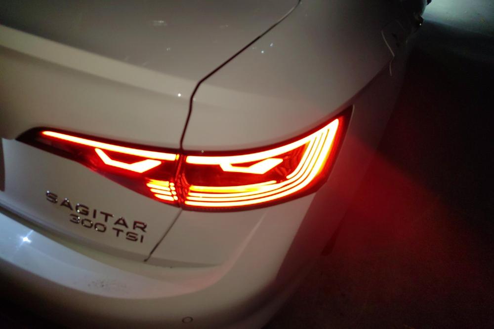 Volkswagen Sagitar
