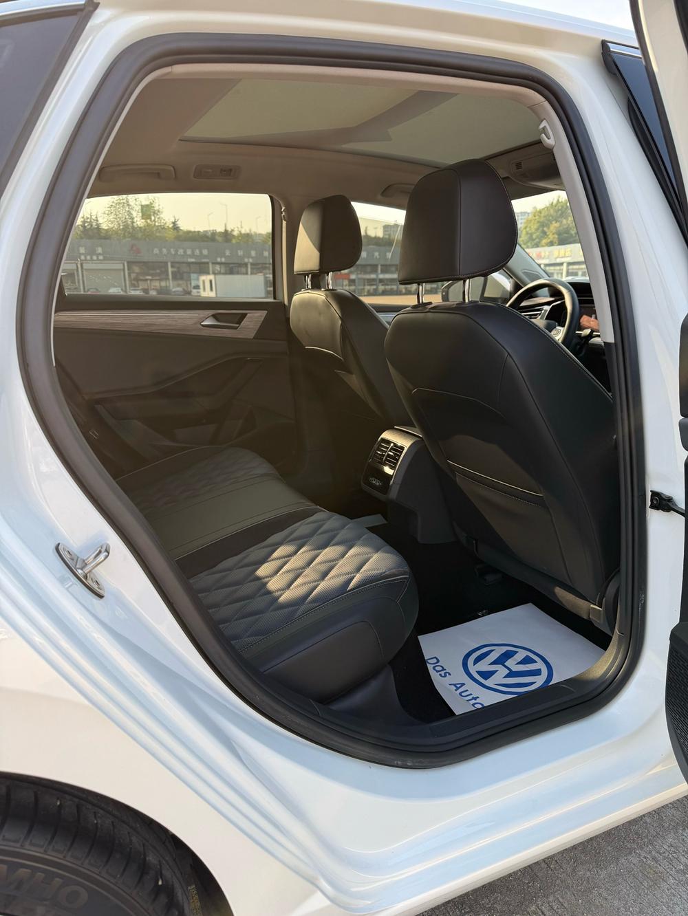 Volkswagen Sagitar