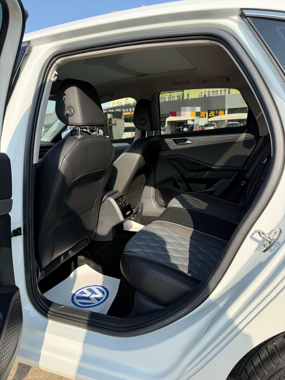 Volkswagen Sagitar