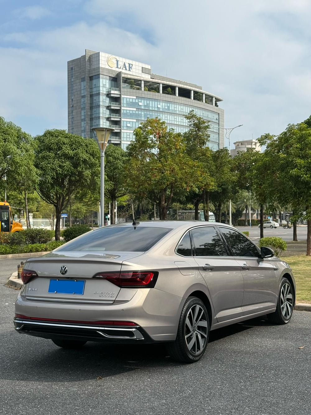 Volkswagen Sagitar
