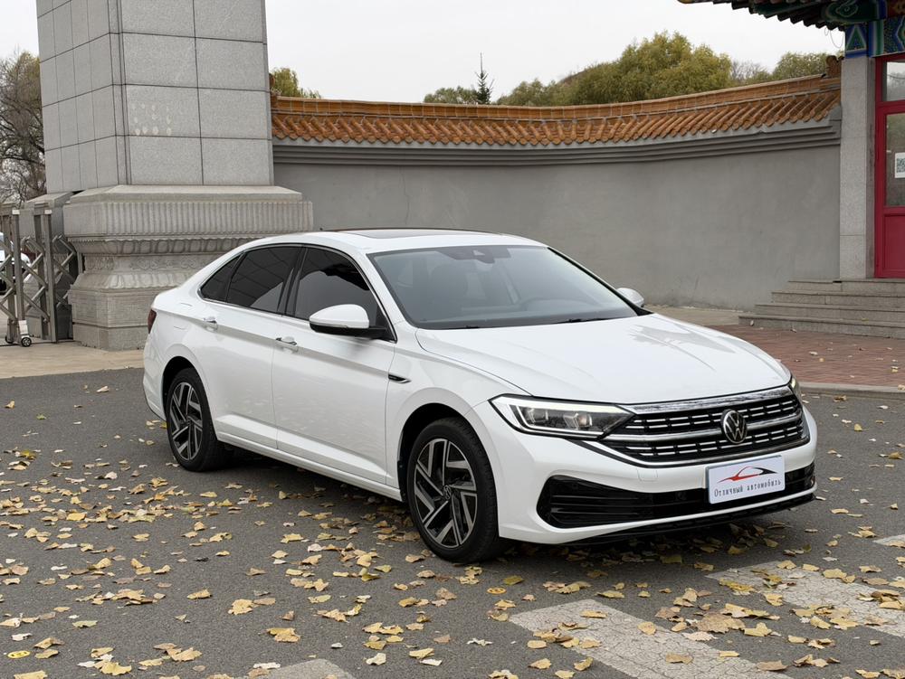 Volkswagen Sagitar