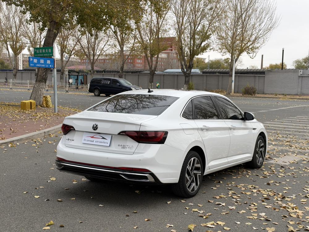 Volkswagen Sagitar