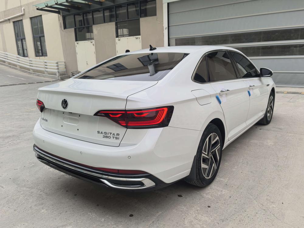 Volkswagen Sagitar
