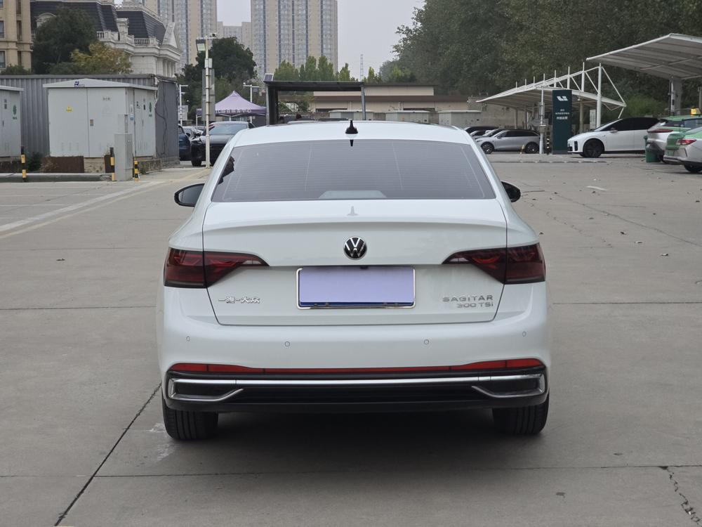 Volkswagen Sagitar