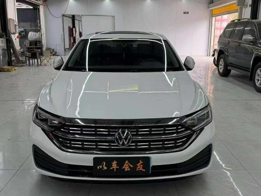 Volkswagen Sagitar