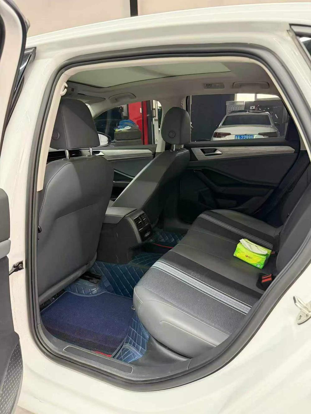 Volkswagen Sagitar