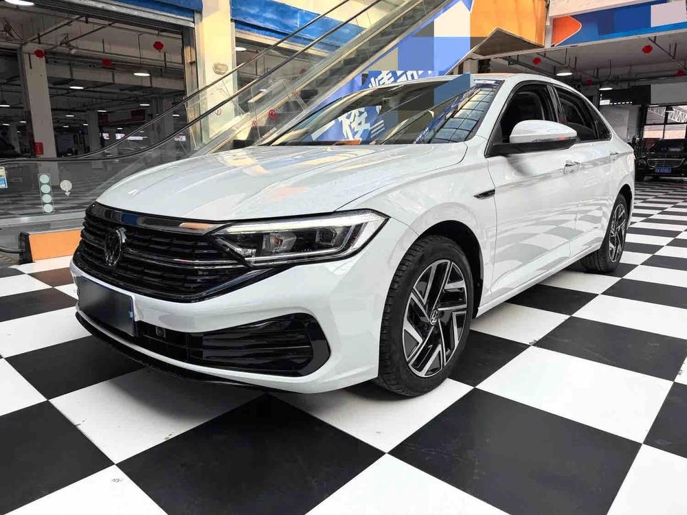 Volkswagen Sagitar